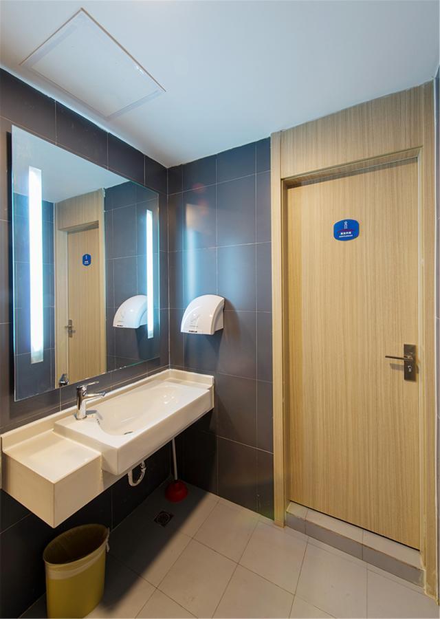 Hanting Hotel Shanghai Hongqiao National Exhibition Center Jidi Road Exterior photo